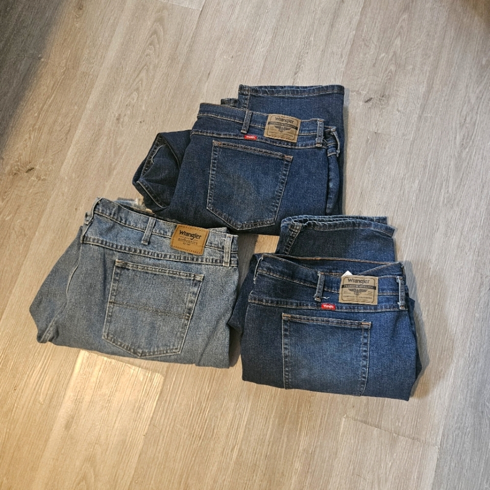 Wrangler Authentics And Premium Mens Denim Jeans Size 48x30 Set Of 3